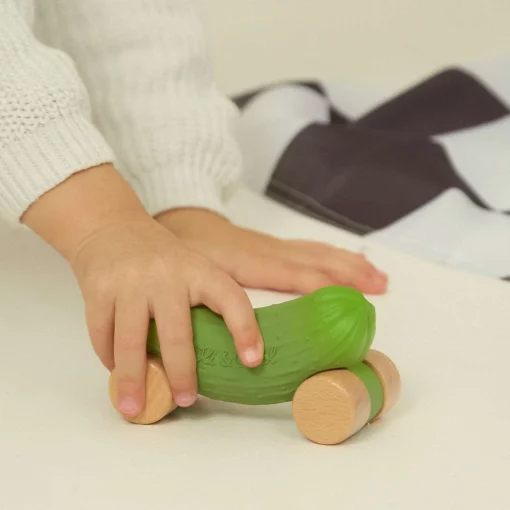 Wally La Pastèque | pepino the cucumber green car 5 a6820b31 f08c 427f b35a 29f0021474bf Nos minis